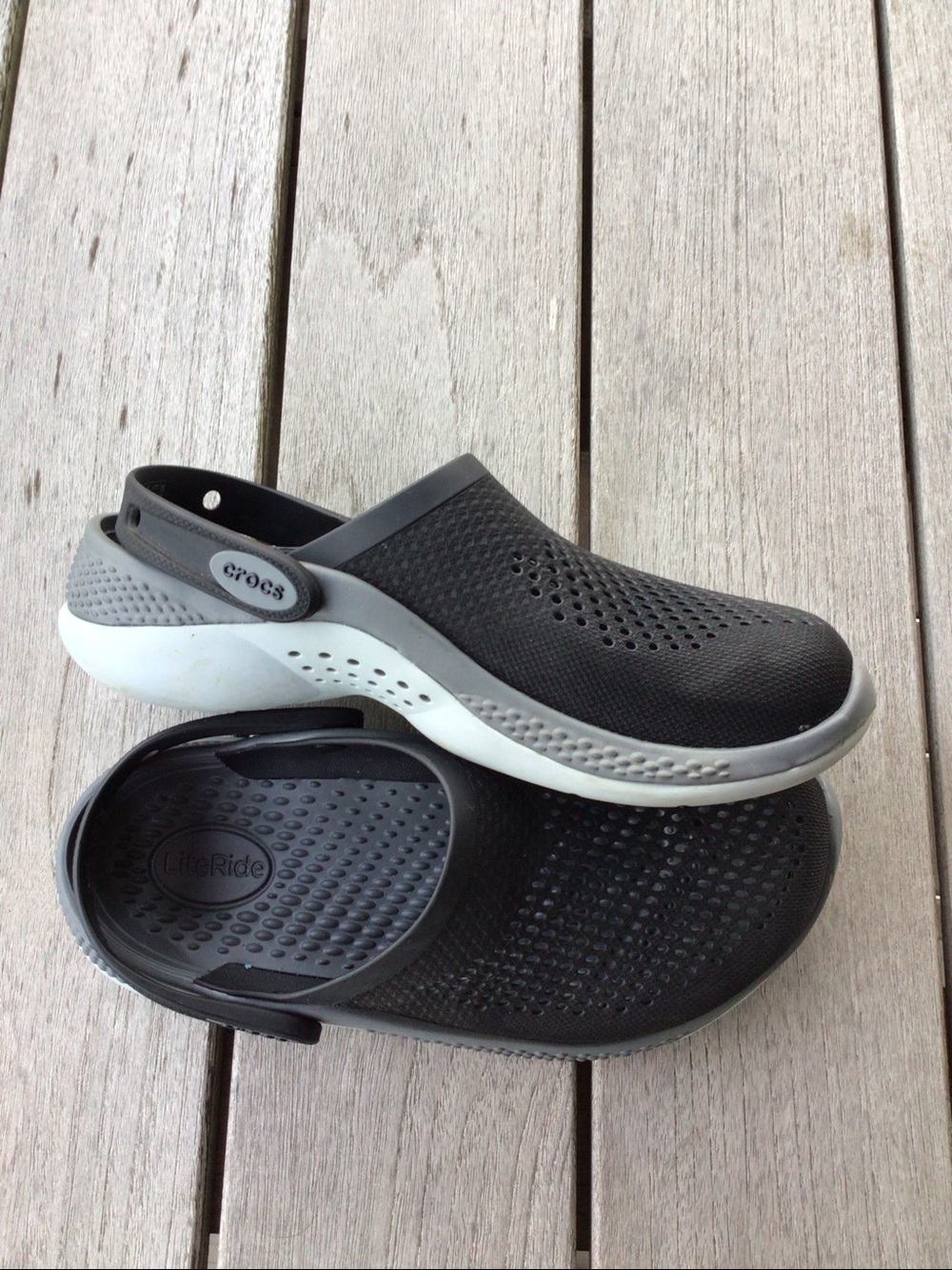 CROCS LiteRide Ventilated Clog Mules clogs in Black and Gray Sz 7 - Picture 4 of 10
